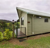 Mena Creek Flower House - Taree Accommodation
