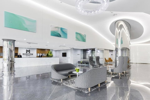Meriton Suites Southport - Taree Accommodation 1