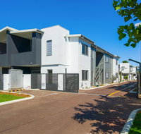 MERRIFIELD Foothill Suites - RELAXING LIFETYLE CHOICE - Taree Accommodation