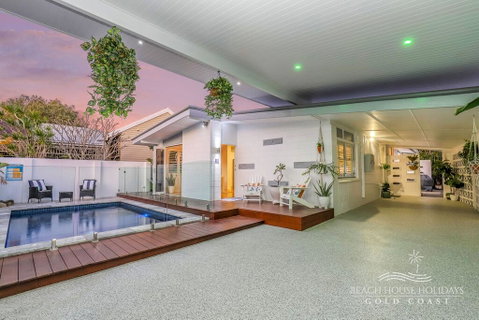 Miami Beachside Beach House - Taree Accommodation 2