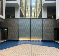 MidnightBraddon Modern Executive Apt Pool Sauna Secure Parking Wine - Taree Accommodation