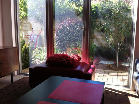 Mt Lawley Garden Apartment - Taree Accommodation 3