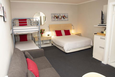 Nebula Motel - Taree Accommodation 2