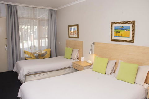 Nebula Motel - Taree Accommodation 3
