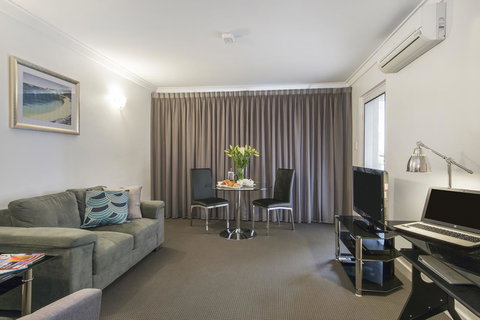 The Peninsula Riverside Serviced Apartments - Taree Accommodation 31