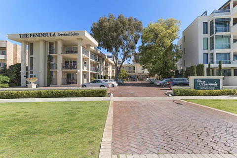 The Peninsula Riverside Serviced Apartments - Taree Accommodation 14