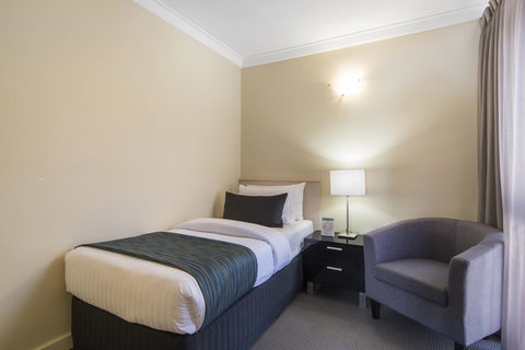 The Peninsula Riverside Serviced Apartments - Taree Accommodation 29