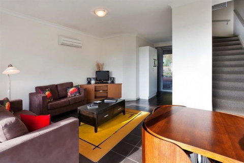 Cosy Corner Sea View Apartments - Taree Accommodation 14