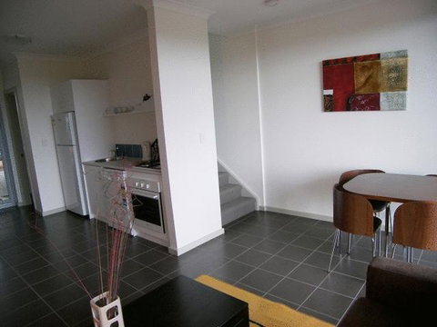 Cosy Corner Sea View Apartments - Taree Accommodation 5