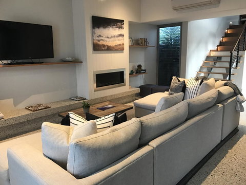 The Urban Beach House - Taree Accommodation 5