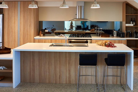 The Urban Beach House - Taree Accommodation 7