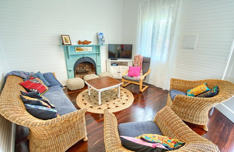 Jeffries Cottage - Taree Accommodation 18