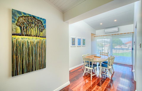 Jeffries Cottage - Taree Accommodation 11