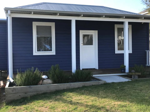 Jeffries Cottage - Taree Accommodation 4