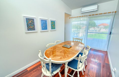 Jeffries Cottage - Taree Accommodation 12
