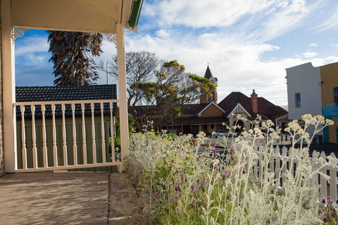 Spencer Cottage - Taree Accommodation 9