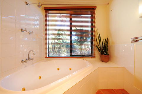 Spencer Suites Albany - Taree Accommodation 22