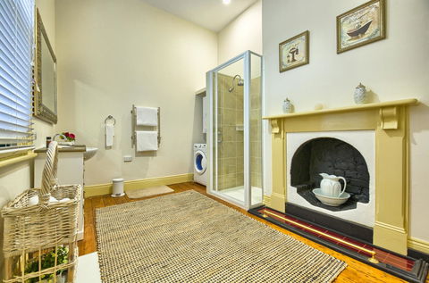 Spencer Suites Albany - Taree Accommodation 1