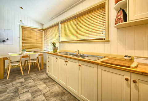 Spencer Suites Albany - Taree Accommodation 3