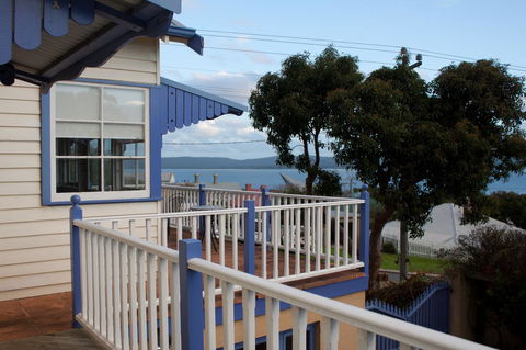 Lotti's House - Taree Accommodation 0