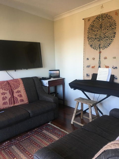Lotti's House - Taree Accommodation 20