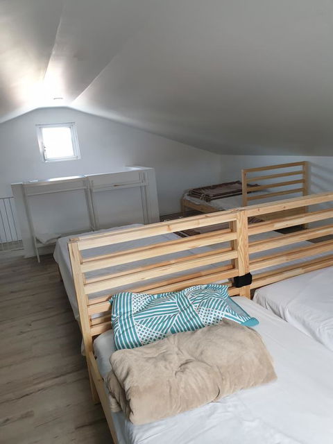 DIANELLA Budget Rooms Happy Place To Stay - Taree Accommodation 4