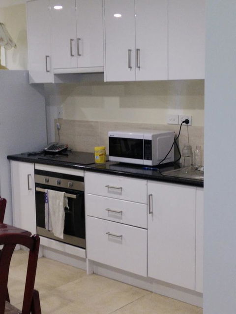 DIANELLA Budget Rooms Happy Place To Stay - Taree Accommodation 25