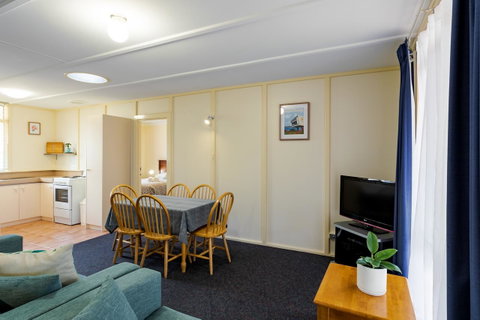 Park Avenue Holiday Units - Taree Accommodation 8