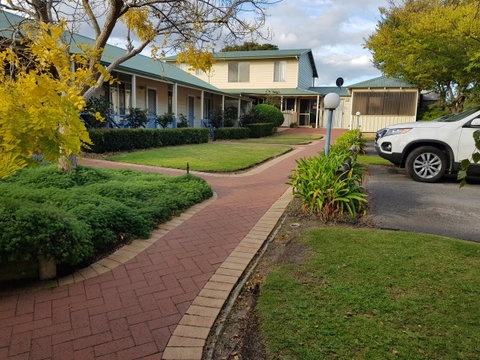Park Avenue Holiday Units - Taree Accommodation 19