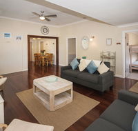 Sea La Vie - Taree Accommodation