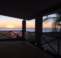 Surf views - Taree Accommodation