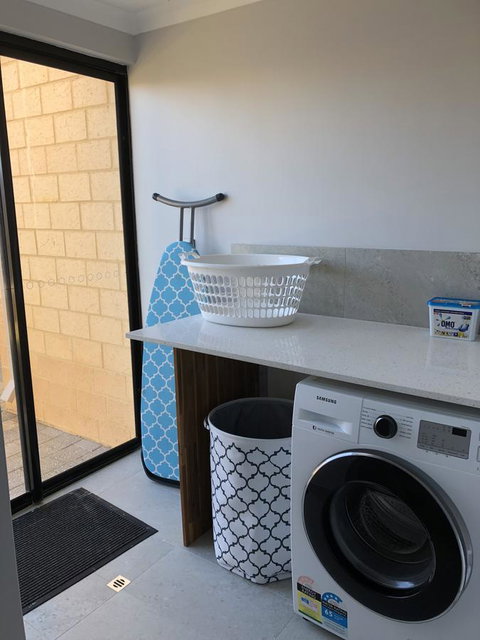 The Shak Kalbarri - Taree Accommodation 10