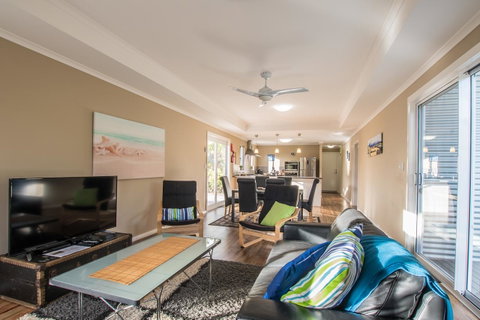 Cape Howe Cottages - Taree Accommodation 7