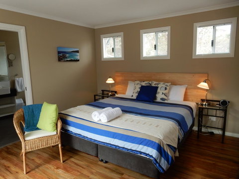 Cape Howe Cottages - Taree Accommodation 3