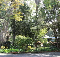 Two sisters Chalets - Taree Accommodation