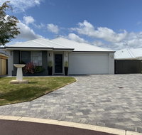 Be Wowed By Bayou - Busselton - Taree Accommodation