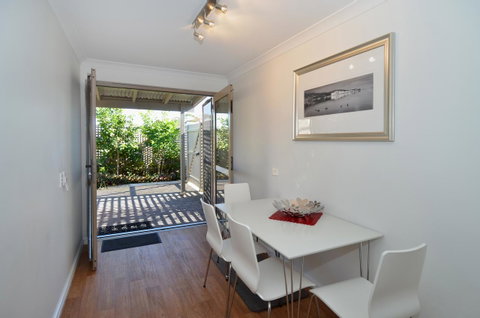 Albany Central Apartments - Taree Accommodation 1