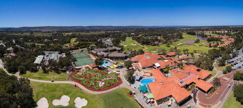 Novotel Vines Resort Swan Valley - Taree Accommodation 18
