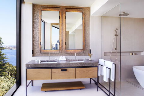 The Ritz-Carlton, Perth - Taree Accommodation 2