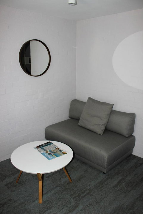 Atrium Hotel Mandurah - Taree Accommodation 10