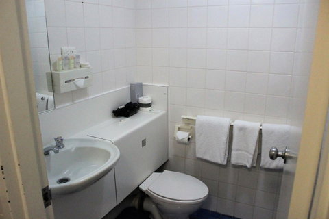 Atrium Hotel Mandurah - Taree Accommodation 6