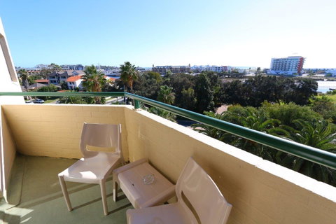 Atrium Hotel Mandurah - Taree Accommodation 19