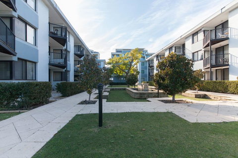 Riverside - Taree Accommodation 13