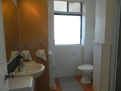 Riverside - Taree Accommodation 6