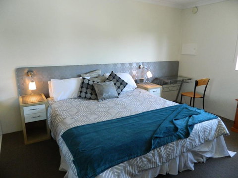 Riverside - Taree Accommodation 1