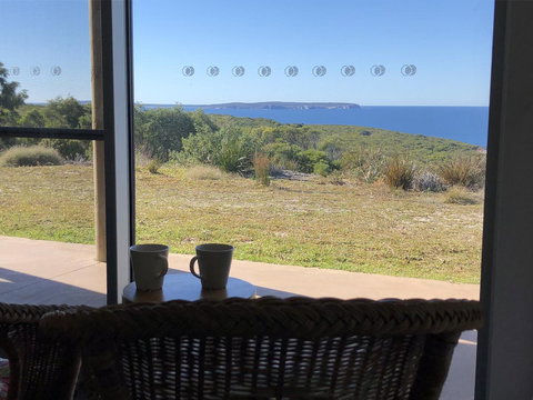 Bremer Bay B&B - Taree Accommodation 2