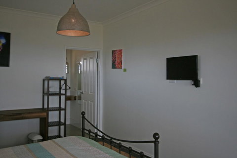 Bremer Bay B&B - Taree Accommodation 12