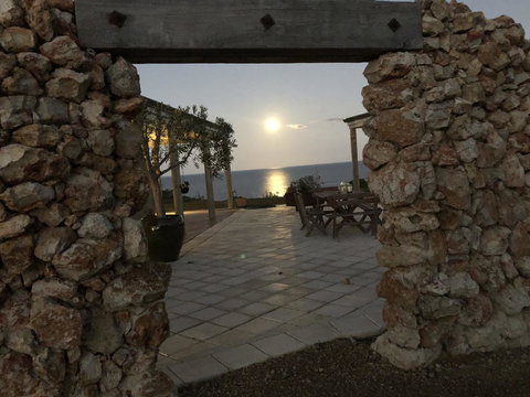 Bremer Bay B&B - Taree Accommodation 3