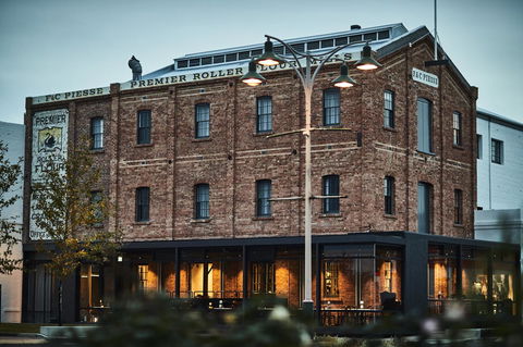 The Premier Mill Hotel - Taree Accommodation 15
