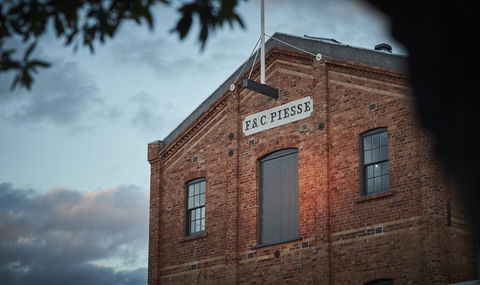 The Premier Mill Hotel - Taree Accommodation 12